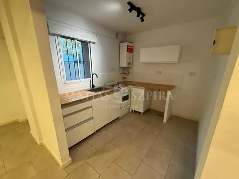 Depto Tipo Casa en Alquiler en Ramos Mejia, $ 560.000