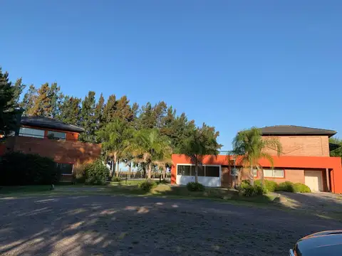 Casa en Venta en Haras Del Sur, USD 350.000