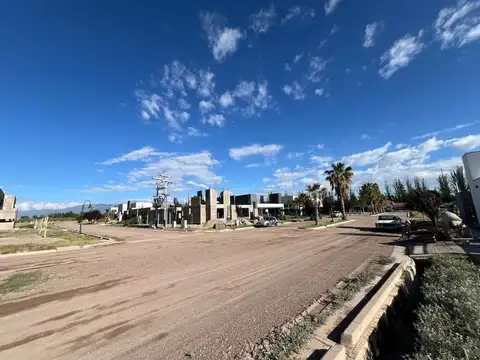 Terreno en Venta en Lunlunta, USD 77.700