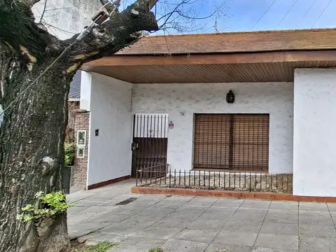 ADOLFO  ALSINA al 3400