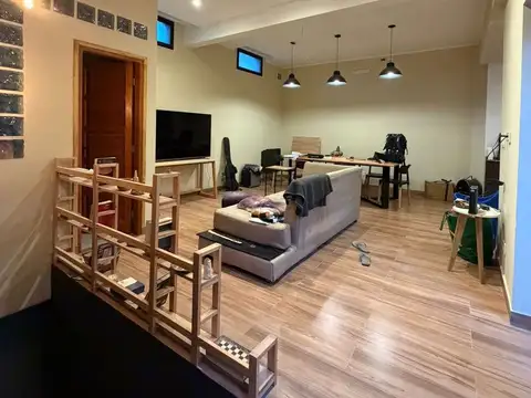 VENTA Casa LOTE PROPIO 100% RENOVADA Villa Lynch