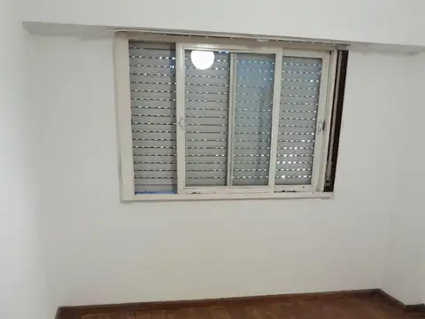 Departamento de dos ambientes en zona céntrica La Plata