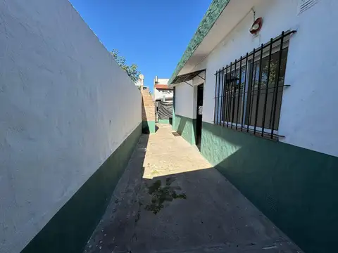 Depto Tipo Casa 2 ambientes con 1 baño