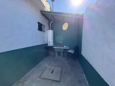 Depto Tipo Casa en Alquiler en Jose Leon Suarez, $ 400.000