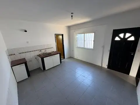Depto Tipo Casa en Alquiler al Oeste