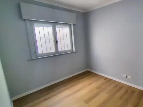 Depto Tipo Casa 2 ambientes con 1 baño