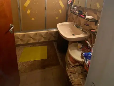 Depto Tipo Casa en Venta 40 años