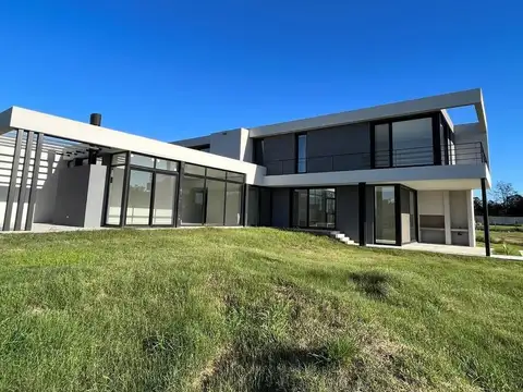 Casa en Venta en San Matias, USD 340.000