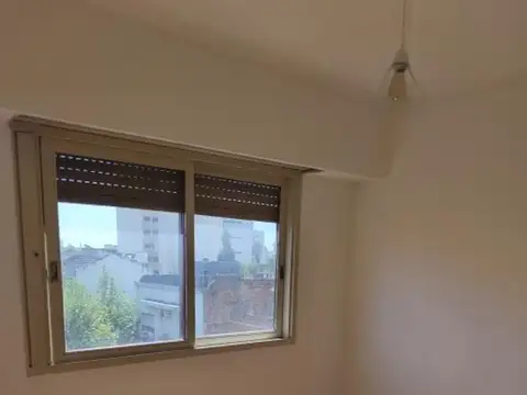 Departamento en Alquiler en Avellaneda, $ 550.000