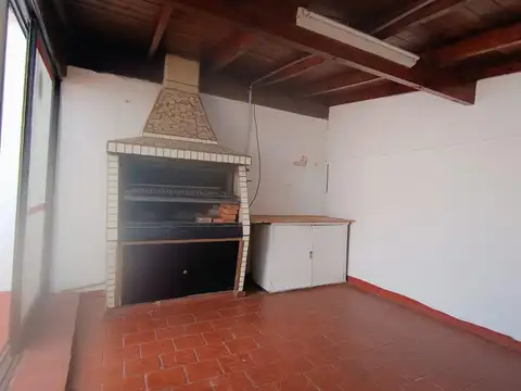 Depto Tipo Casa en Alquiler de 3 dormitorios
