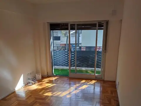 DEPARTAMENTO 3 AMBIENTES CON BALCON AL FRENTE