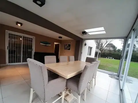 ALQUILER ANUAL SIN MUEBLES EL REMANSO CASA 3 AMBIENTES