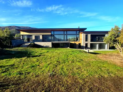 Casa en Venta en San Carlos de Bariloche, Bariloche