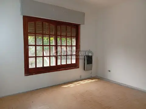 Depto Tipo Casa en Alquiler de 2 ambientes