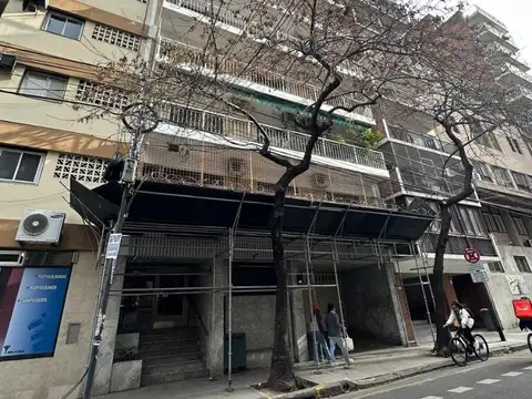 Departamento 4 ambientes con balcón en venta