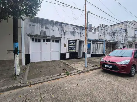 Casa en  venta calle Schachtel casi Colombo