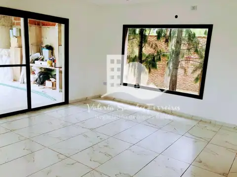 Casa a la venta en barrio cerrado Las Golondrinas, Hudson.