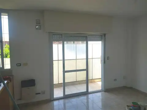 Venta departamento 3 ambientes y cochera en San Andrés, zona AGUSTINIANO