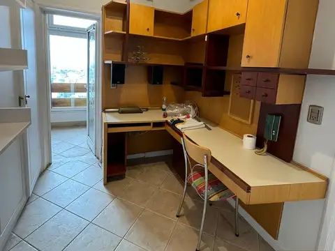 Departamento 6 ambientes con 4 baños