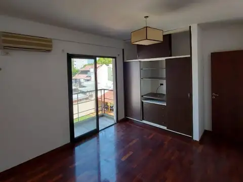 Departamento de 2 ambientes con cochera