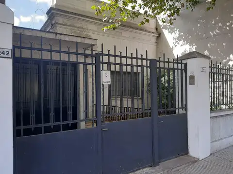 VENTA TERRENO - VILLA GRAL. MITRE - CABA - SUPERFICIE VENDIBLE 1463 MTS - PERMUTA Y FINANCIA !!