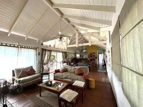 Casa en Venta en Roldan, USD 350.000