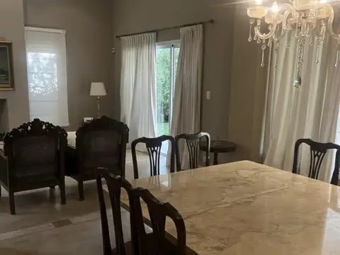 Casa en Venta en Chacras De Coria, USD 370.000