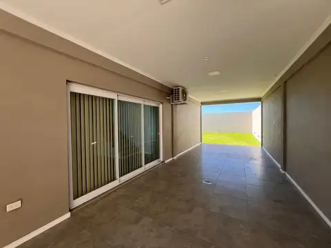 Casa en Alquiler en Reconquista, $ 750.000