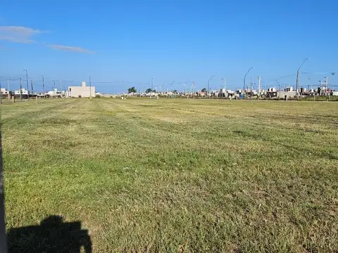 VENTA LOTE 312 m2 APTO DUPLEX CAMPOS MANANTIALES