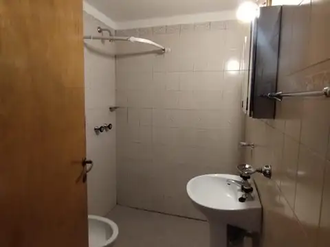 Avenida Colon 1600, Piso 2