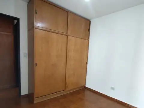 Avenida Colon 1600, Piso 2