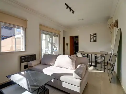 Depto Tipo Casa en Venta de 2 ambientes