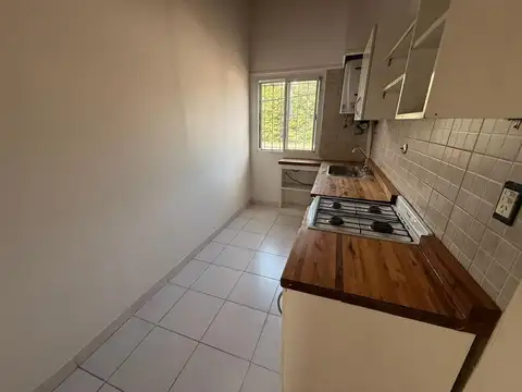 Departamento en Alquiler en Campana, $ 670.000