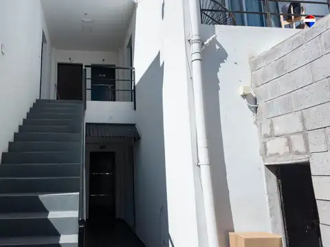 VENTA DPTO 2 AMBIENTES BERAZATEGUI. OPC COCHERA