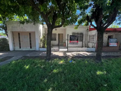 Casa en Venta en Gonzalez Catan, USD 75.000