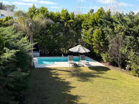 Av. 27 400, Piso 144