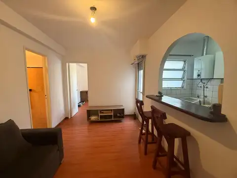 VENTA DPTO 2 AMB CON BALCÓN | VERSALLES, CABA.