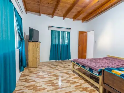 Casa 4 ambientes con 1 baño