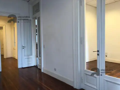 Oficina en Alquiler al Noreste