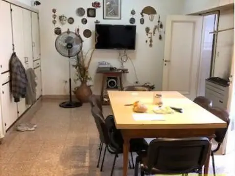 Casa 5 ambientes con 5 baños