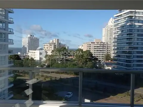 Departamento en Alquiler de 3 dormitorios