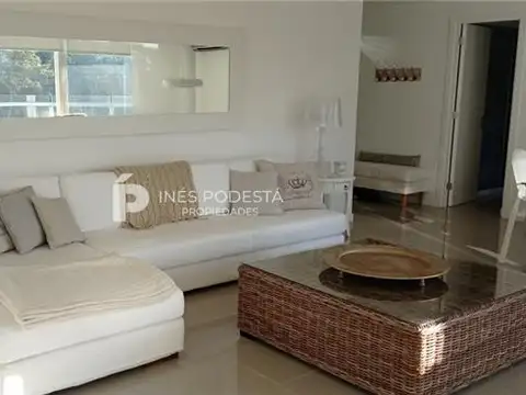 Departamento 4 ambientes con 3 baños