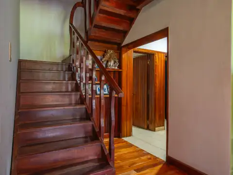 Casa en Venta de 5 dormitorios