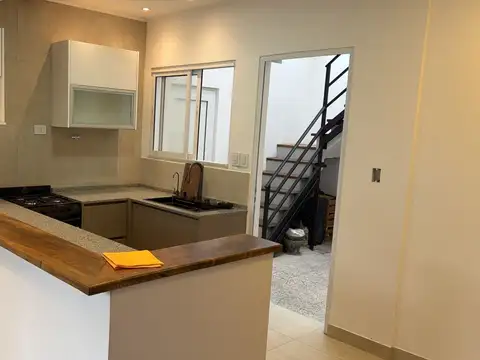Depto Tipo Casa en Venta de 3 dormitorios