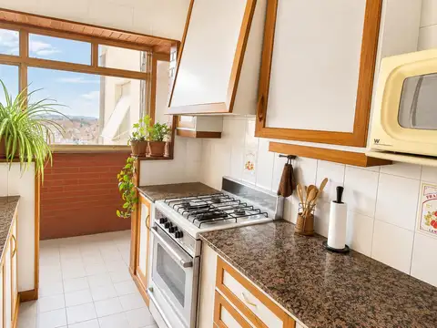 Departamento 7 ambientes con 3 baños