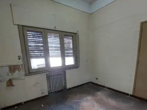 Ph en un gran lote de 10 x 32 mts