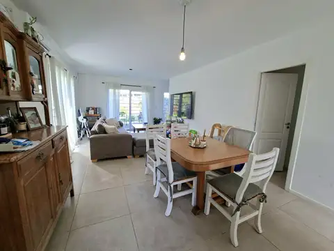 Depto Tipo Casa en Venta de 2 dormitorios
