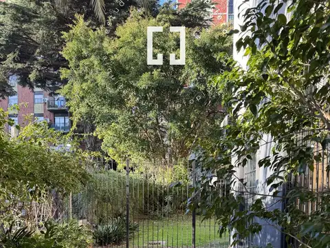 AV. SANTA FE  al 1066