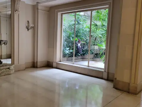 Departamento 6 ambientes con 3 baños