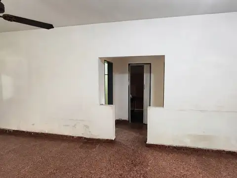 Venta casa 5 amb. jardín y cochera Ituzaingó